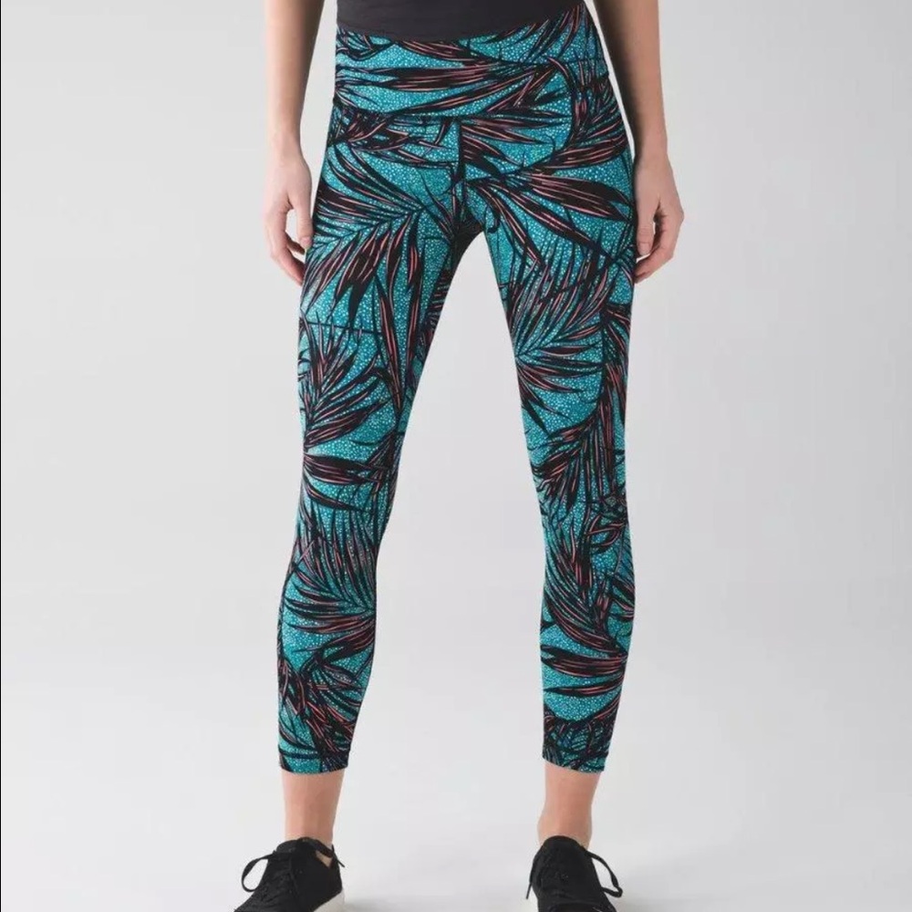 Lululemon Palm Lace high times legging